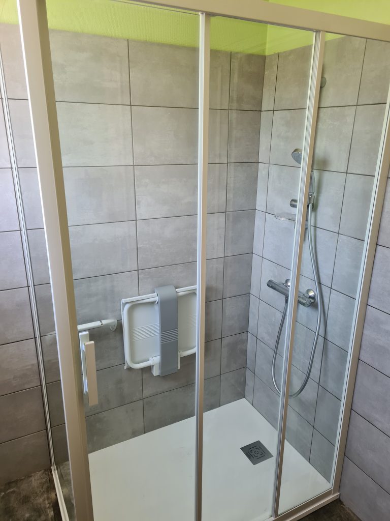 Rénovation d'une douche complète avec faïence comprise