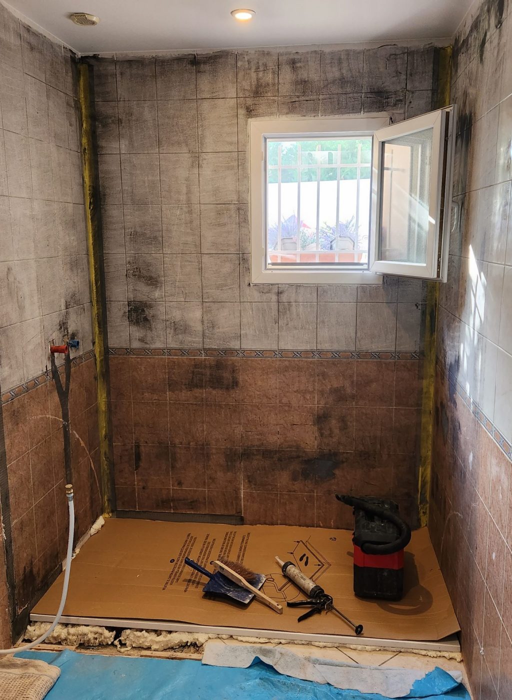 Rénovation salle d'eau avant